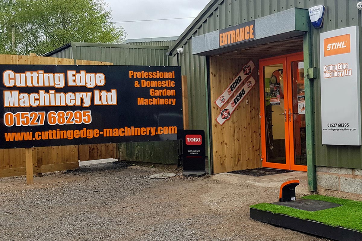 cutting edge machinery-showroom bromsgrove front